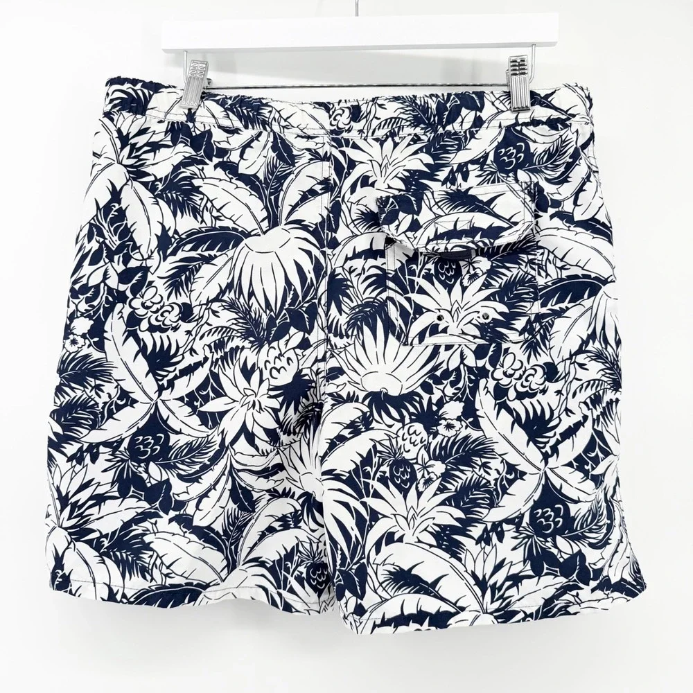 Vineyard Vines Boys XL 18 Chappy Swim Trunks Navy White Pineapple Palms 3M000021